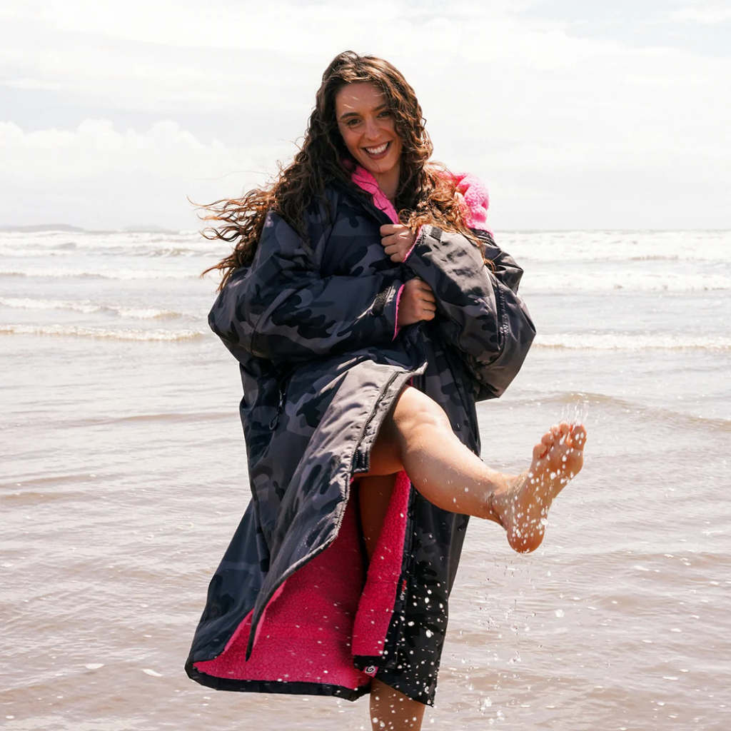 dryrobe Long Sleeve Black Camo & Pink Changing Robe (Adult)