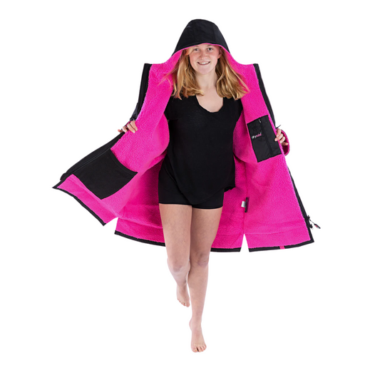 dryrobe Long Sleeve Black & Pink Changing Robe (Kids)