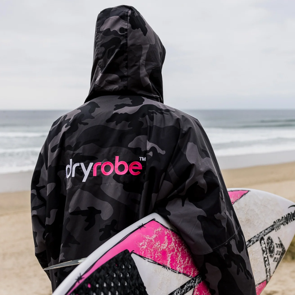 dryrobe Long Sleeve Black Camo & Pink Changing Robe (Adult)