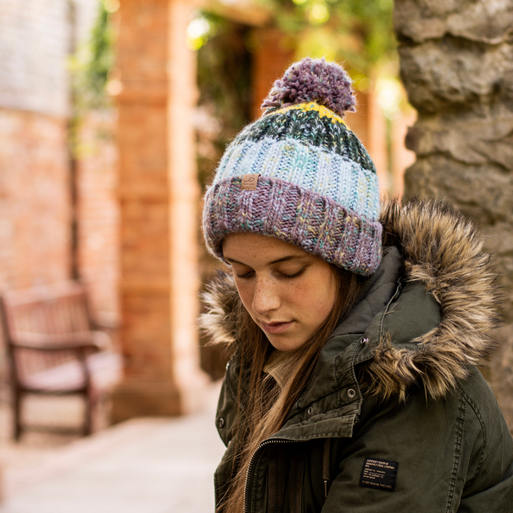 Chunky Knit Waterproof Stripe Bobble Hat